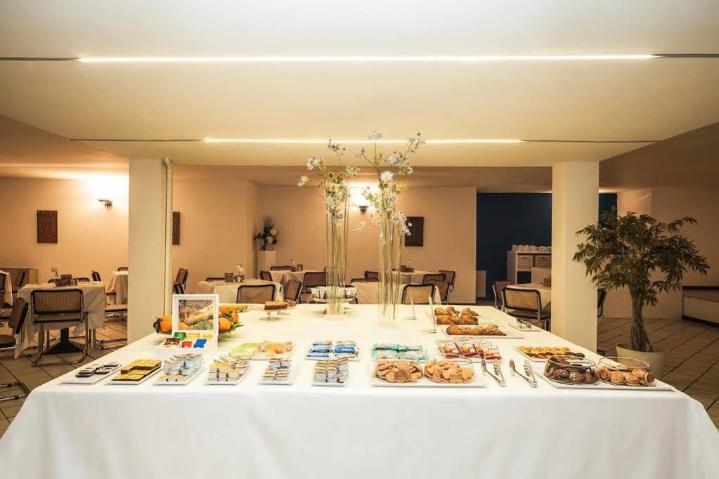 Park Hotel Residence Crema Eksteriør billede